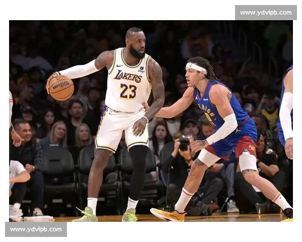 湖人新赛季首战综述:詹姆斯状态火热助队力克强敌 湖人新赛季首战综述:詹姆斯状态火热助队力克强敌